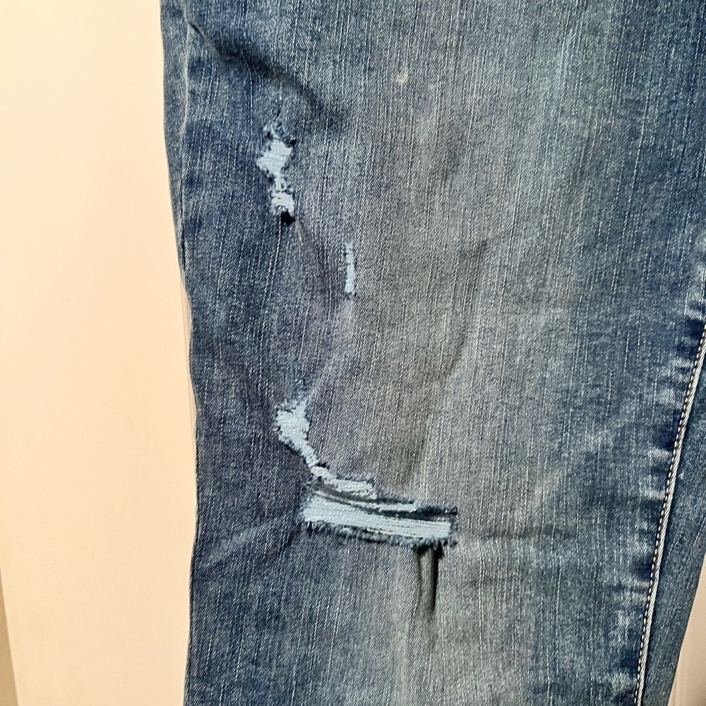 Maurice’s distressed jeggings jeans L Large long NWT - Picture 4 of 10